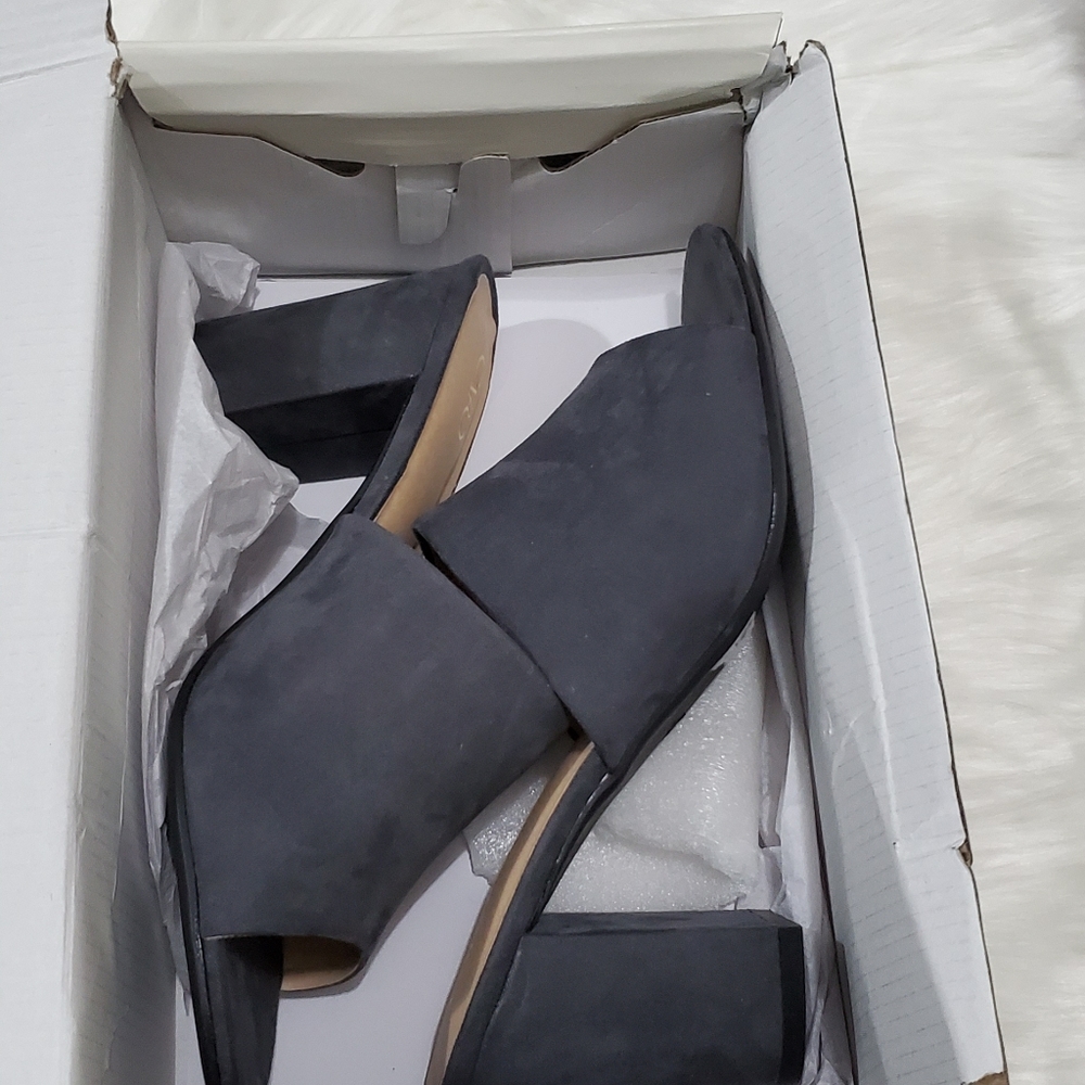 Women shoes